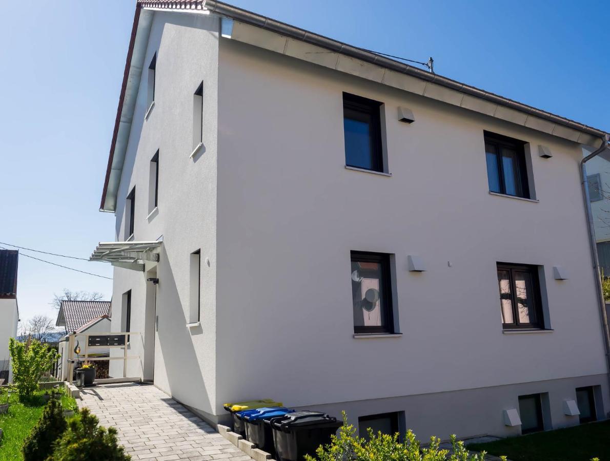 16Lilien Apartmentwohnung Gartenblick Waiblingen  Luaran gambar